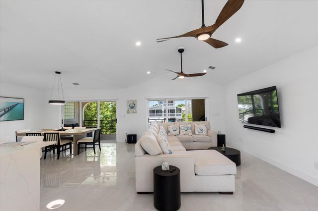 937 Gulf Drive, Summerland Key, FL 33042