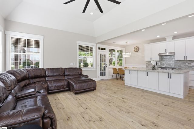 100 Courtyard Drive, Anderson, SC 29621