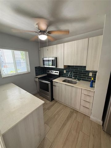 1450 Lenox Avenue 5, Miami Beach, FL 33139