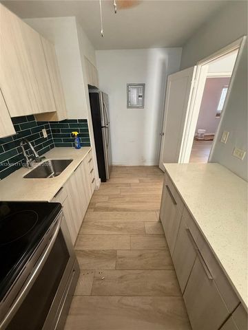 1450 Lenox Avenue 5, Miami Beach, FL 33139