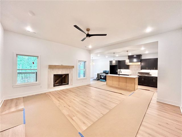 6 Tarland Lane, Bella Vista, AR 72715