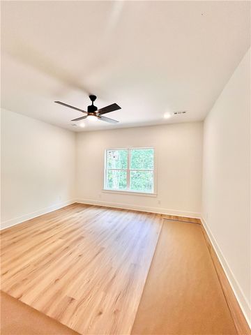 6 Tarland Lane, Bella Vista, AR 72715