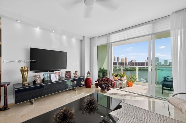 3330 NE 190th St 1519, Aventura, FL 33180