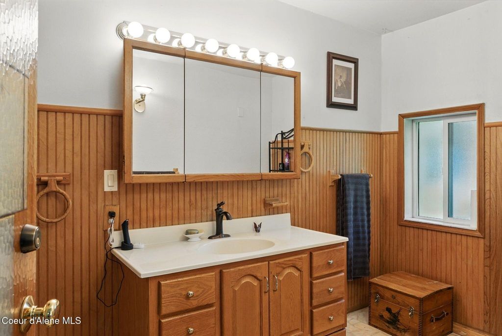 291 Comeback Bay Ln, Sagle, ID 83860 photo 37