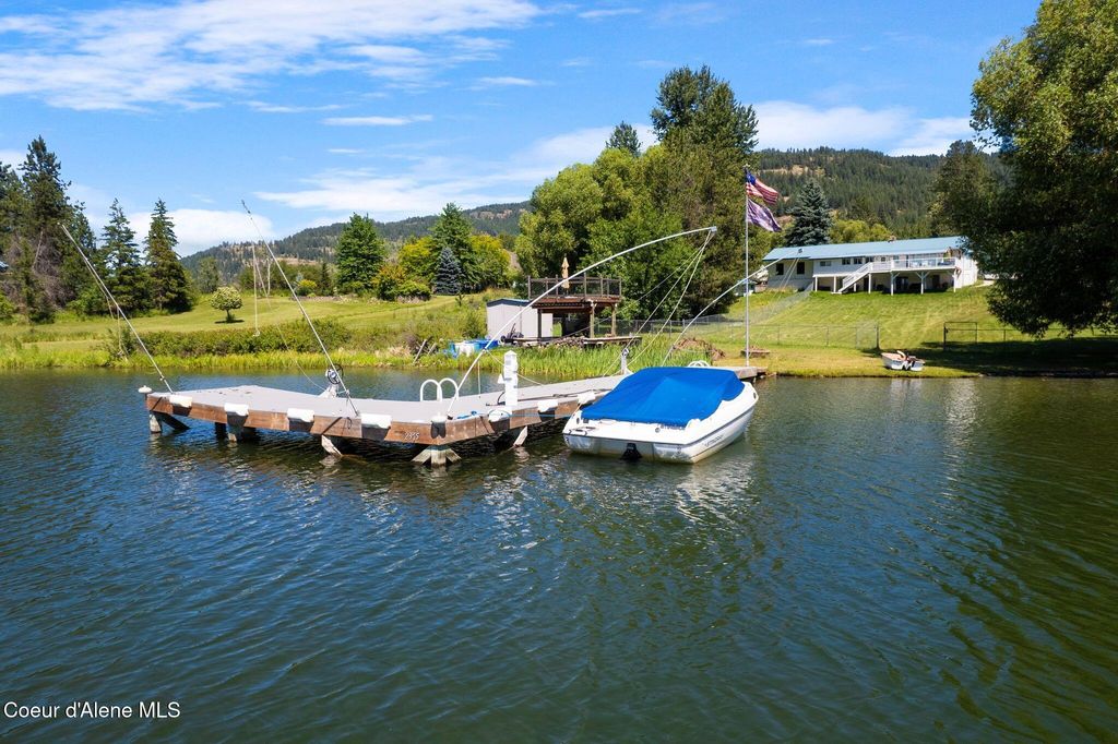 291 Comeback Bay Ln, Sagle, ID 83860 photo 4