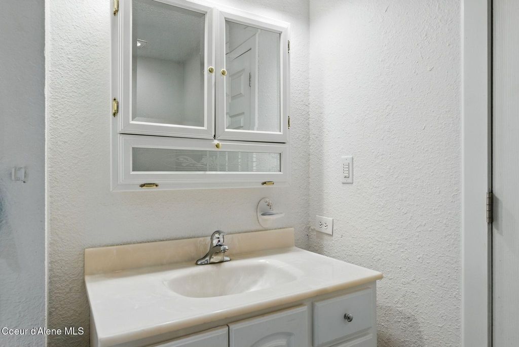 291 Comeback Bay Ln, Sagle, ID 83860 photo 45