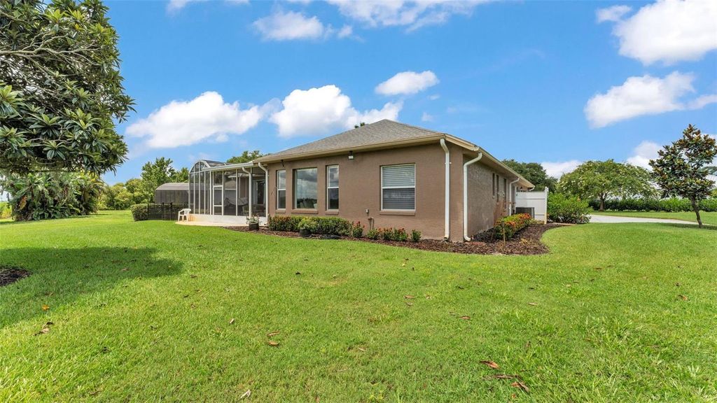 Image 78 of property listing at 237 KENT COURT, Haines City, FL 33844