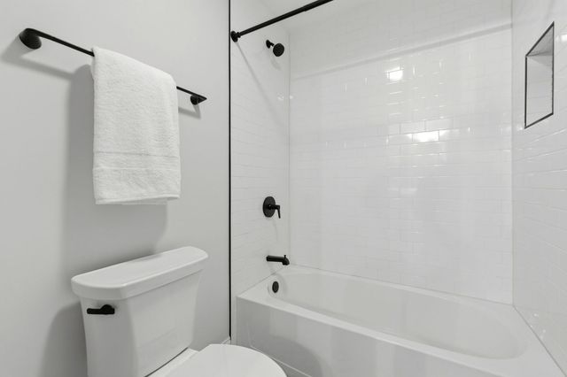 12744 Caruso Court, Lemont, IL 60439