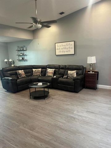 96 Sausalito Circle, Boynton Beach, FL 33436