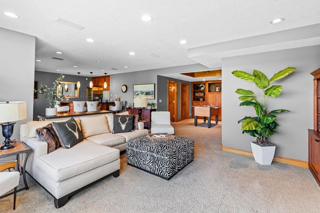 4009 Kindred Way, Lake Elmo, MN 55042