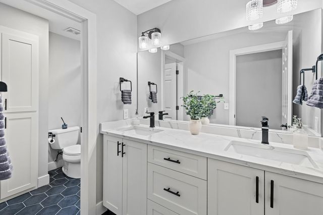 4009 Kindred Way, Lake Elmo, MN 55042