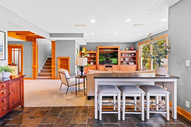 4009 Kindred Way, Lake Elmo, MN 55042