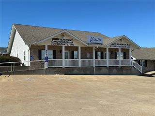 715 Maple Valley Drive, Farmington, MO 63640