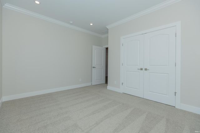 7018 Ironwood Circle, Newburgh, IN 47630