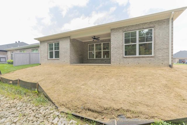 7018 Ironwood Circle, Newburgh, IN 47630