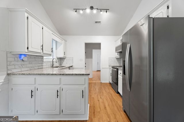 7745 Antebellum Lane, Riverdale, GA 30274