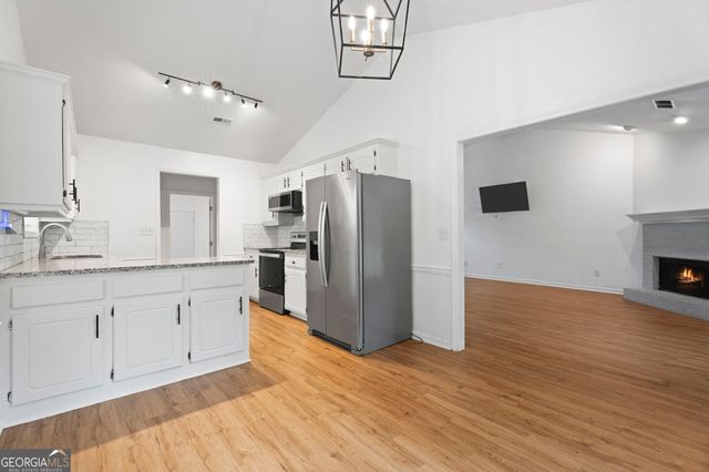 7745 Antebellum Lane, Riverdale, GA 30274