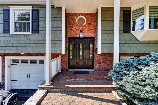 585 Bedford Road, Pleasantville, NY 10570