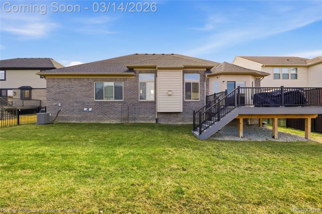 24655 Brookshire Drive, Macomb Township, MI 48042