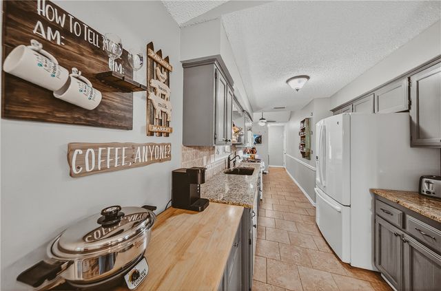 4 Prestwick Lane, Bella Vista, AR 72715