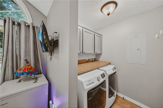 4 Prestwick Lane, Bella Vista, AR 72715