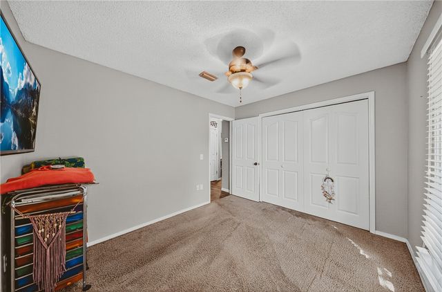 4 Prestwick Lane, Bella Vista, AR 72715