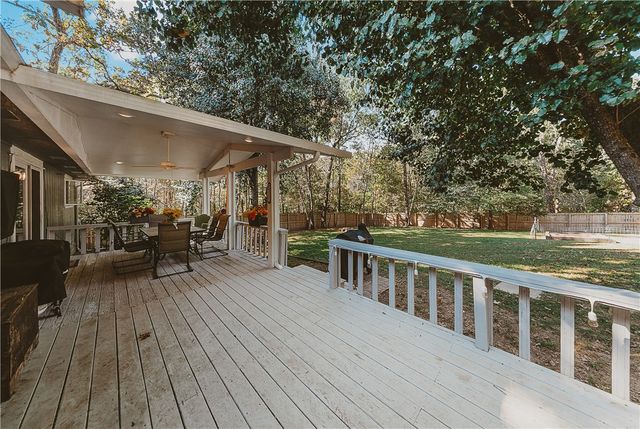 4 Prestwick Lane, Bella Vista, AR 72715