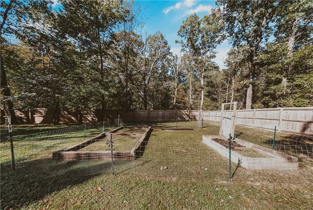 4 Prestwick Lane, Bella Vista, AR 72715