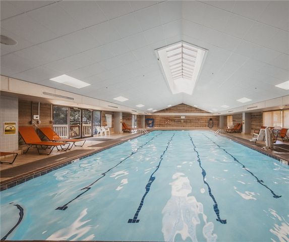 4 Prestwick Lane, Bella Vista, AR 72715