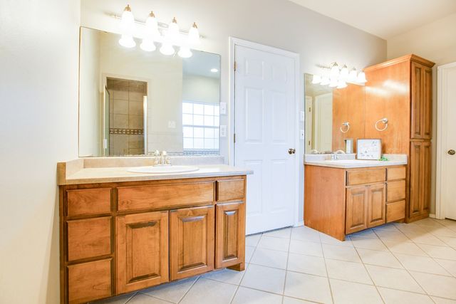 5806 Lyndhurst Drive, San Angelo, TX 76901