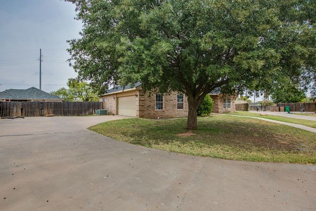 5806 Lyndhurst Drive, San Angelo, TX 76901