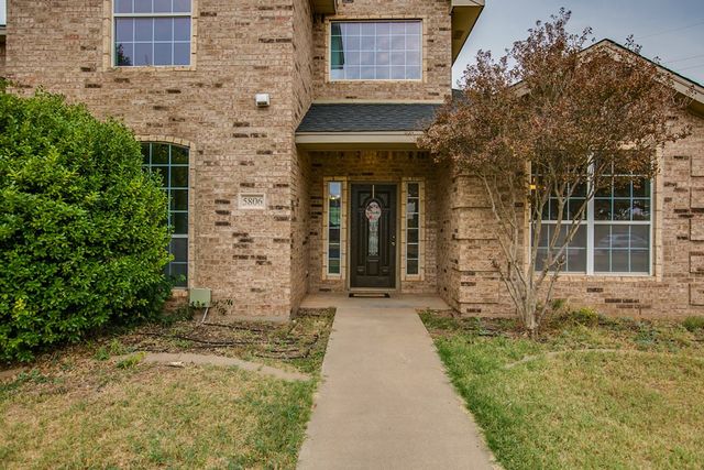 5806 Lyndhurst Drive, San Angelo, TX 76901
