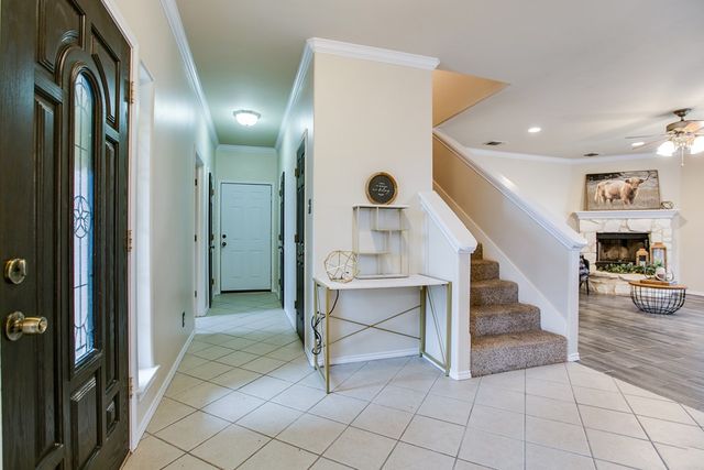 5806 Lyndhurst Drive, San Angelo, TX 76901