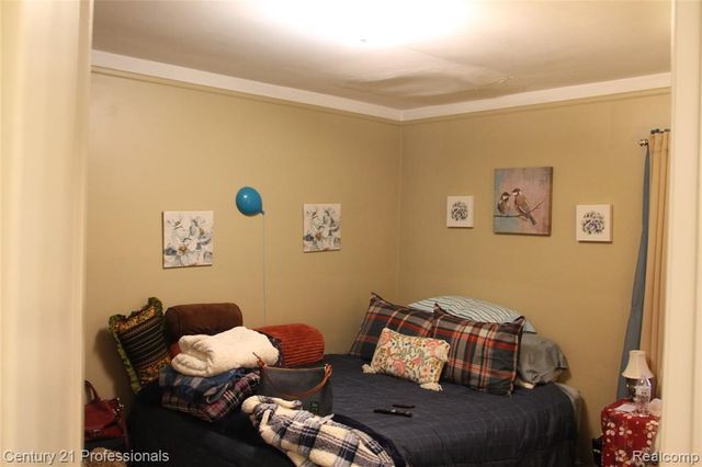 19740 Mccormick Street, Detroit, MI 48224