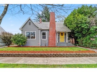 1050 SUMMER St, Salem, OR 97301