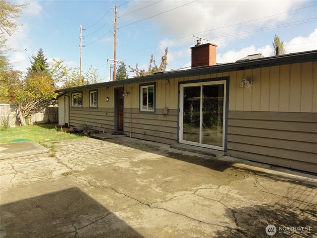 28821 18th Avenue S, Federal Way, WA 98003