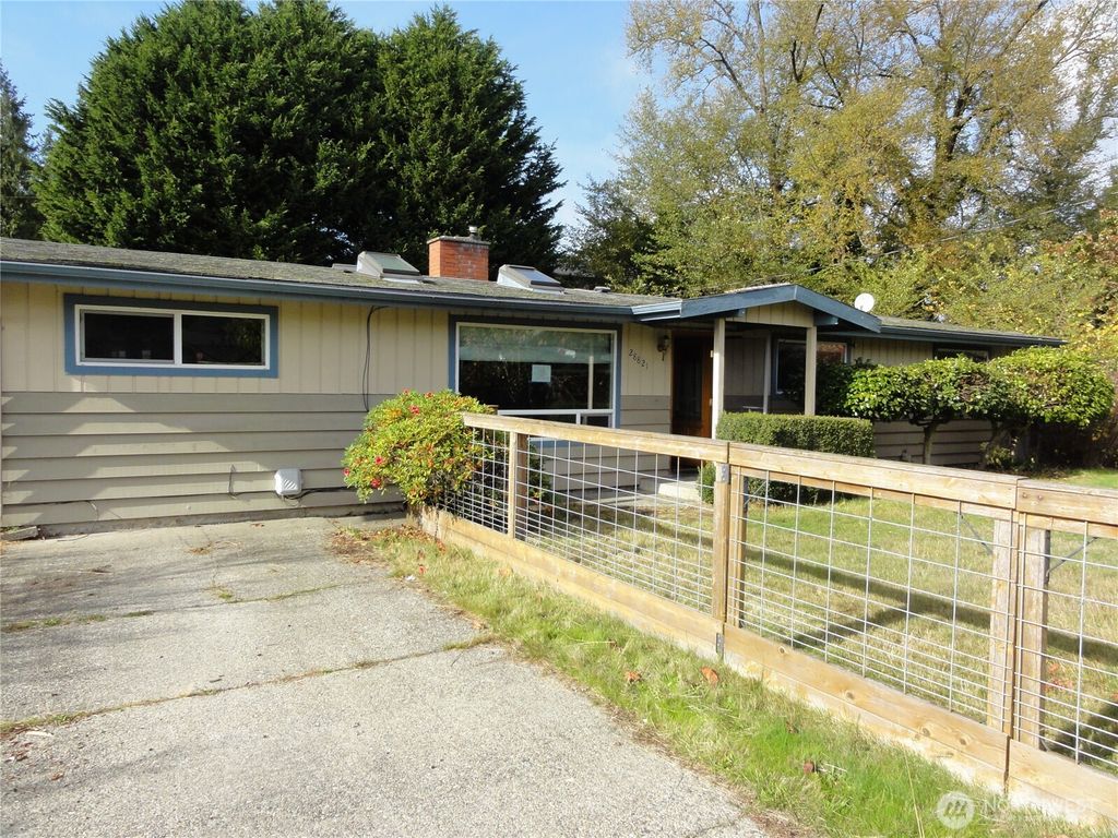 28821 18th Avenue S, Federal Way, WA 98003