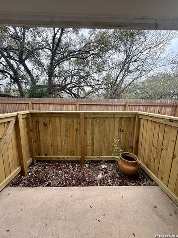 11311 Sir Winston, San Antonio, TX 78216