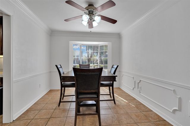 9722 Kindletree Drive, Houston, TX 77040