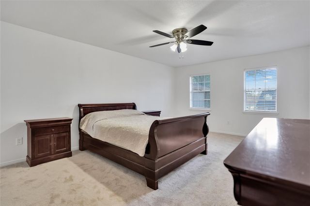 9722 Kindletree Drive, Houston, TX 77040