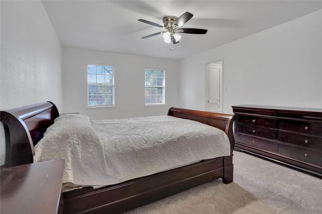 9722 Kindletree Drive, Houston, TX 77040