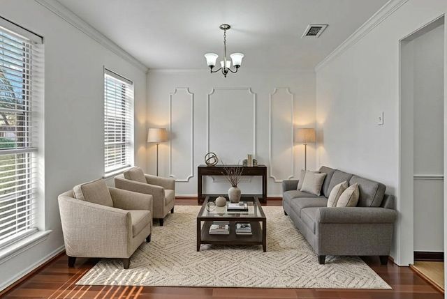 9722 Kindletree Drive, Houston, TX 77040