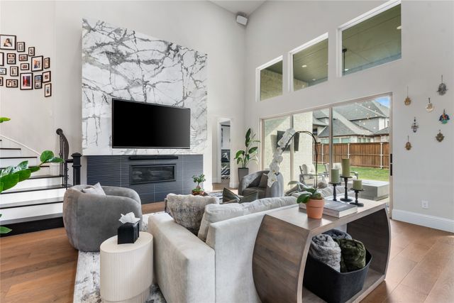 2516 Hampstead Lane, Carrollton, TX 75010