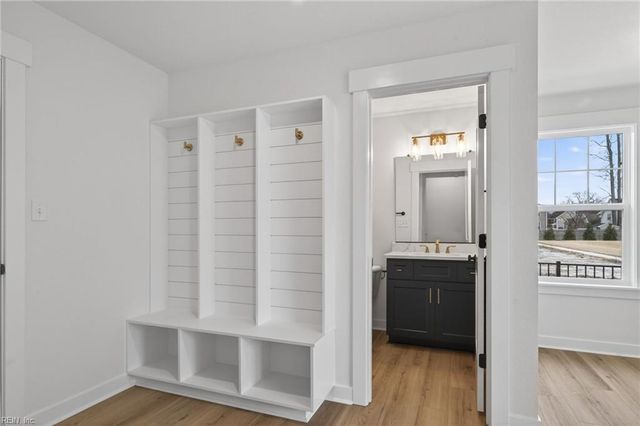 1060 Mesa LOOP, Chesapeake, VA 23320