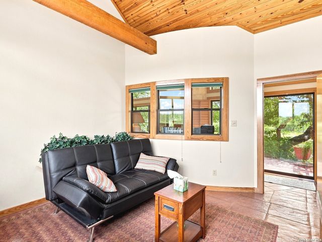 26315 QUAIL GROVE LN, Boerne, TX 78006
