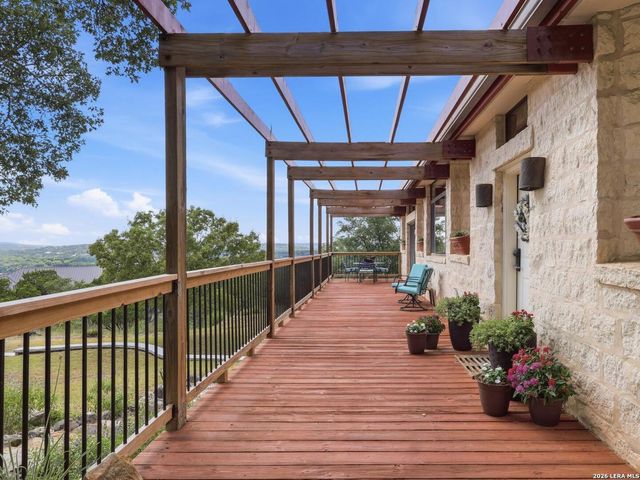 26315 QUAIL GROVE LN, Boerne, TX 78006