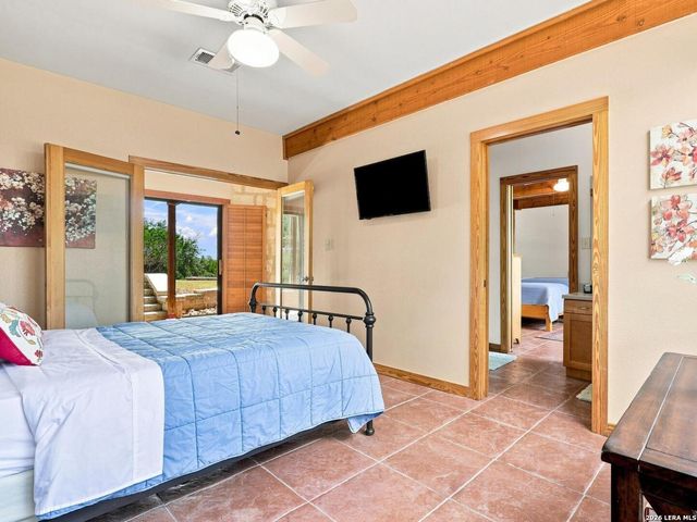 26315 QUAIL GROVE LN, Boerne, TX 78006