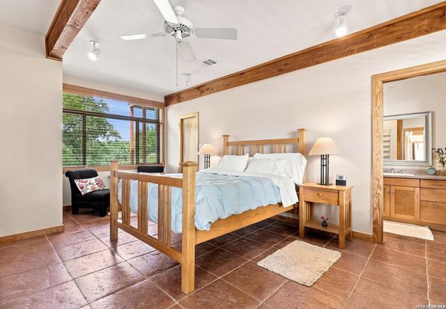 26315 QUAIL GROVE LN, Boerne, TX 78006