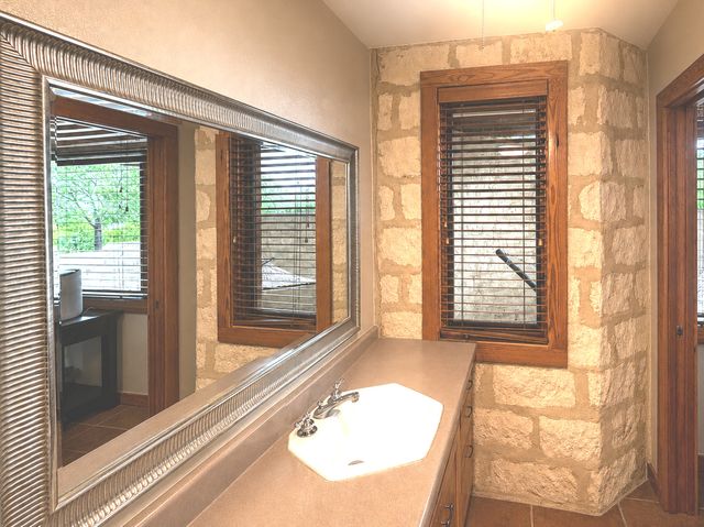 26315 QUAIL GROVE LN, Boerne, TX 78006