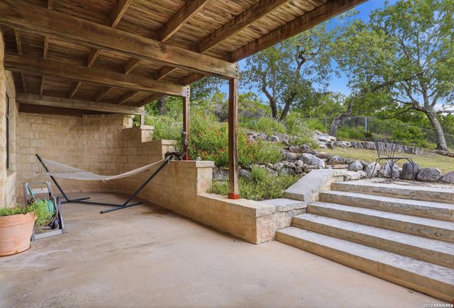 26315 QUAIL GROVE LN, Boerne, TX 78006